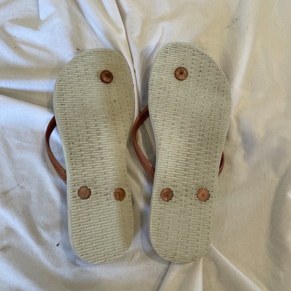 Havaianas Pink Sandals (Size 6) - Picture 3 of 3